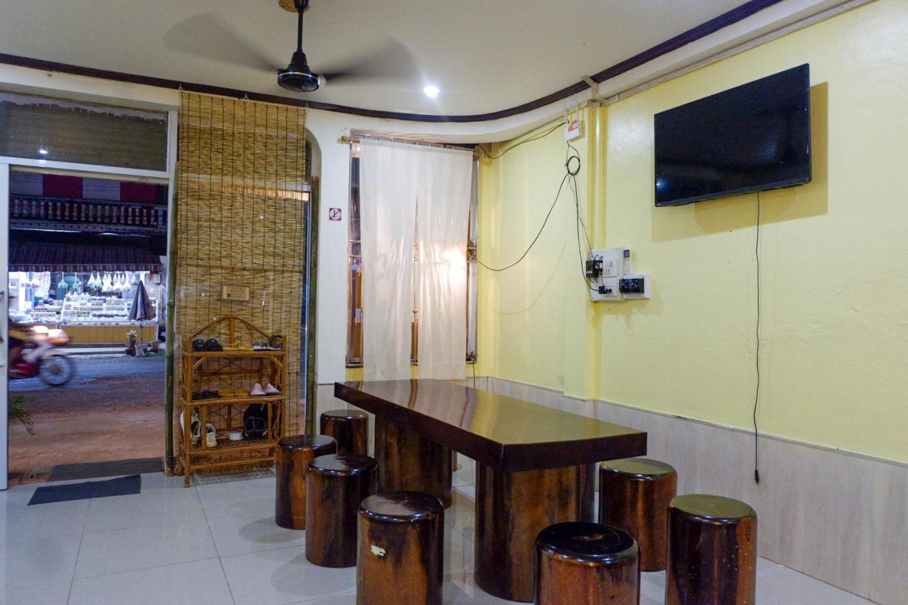 Non Pakse Hostel & Coffee House Luaran gambar